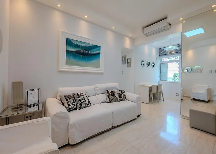 Proximo A Praia De Ipanema E Lagoa